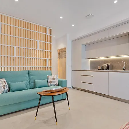 Algaidamar Luxury Apartment *